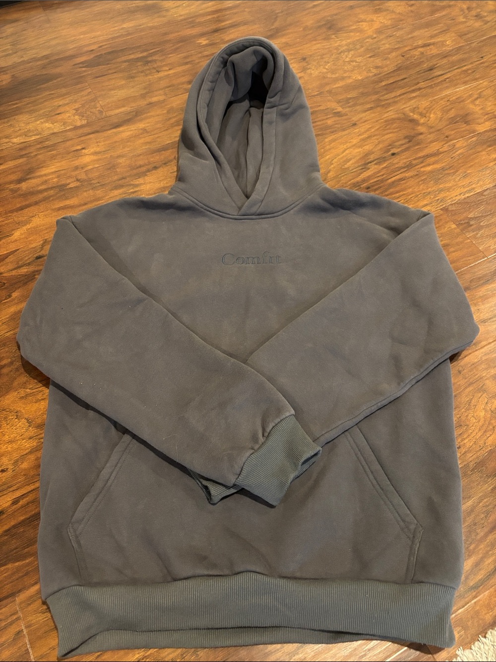 White Fox Sweatshirt in Light Blue